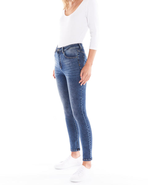Larsa - Slim fit