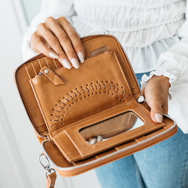 Summer Zip Round Wallet